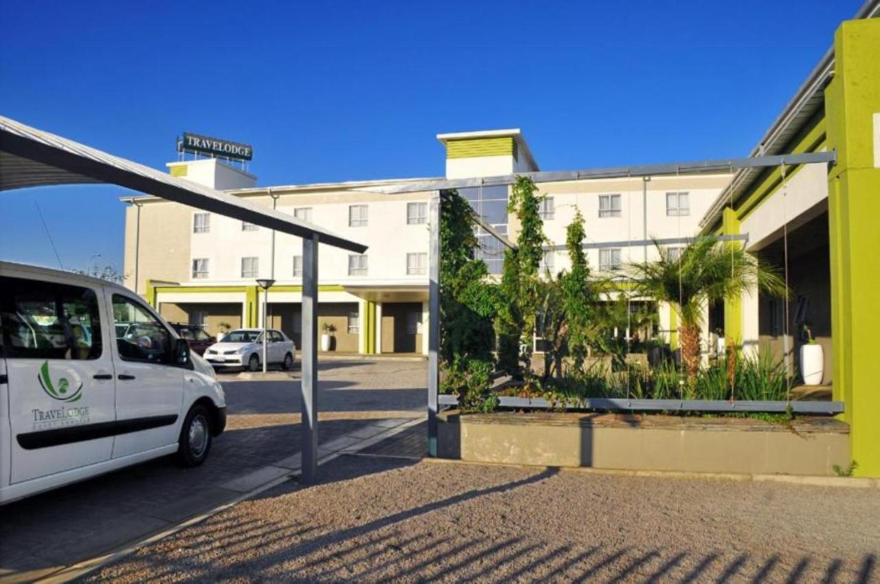Travelodge Габороне Экстерьер фото