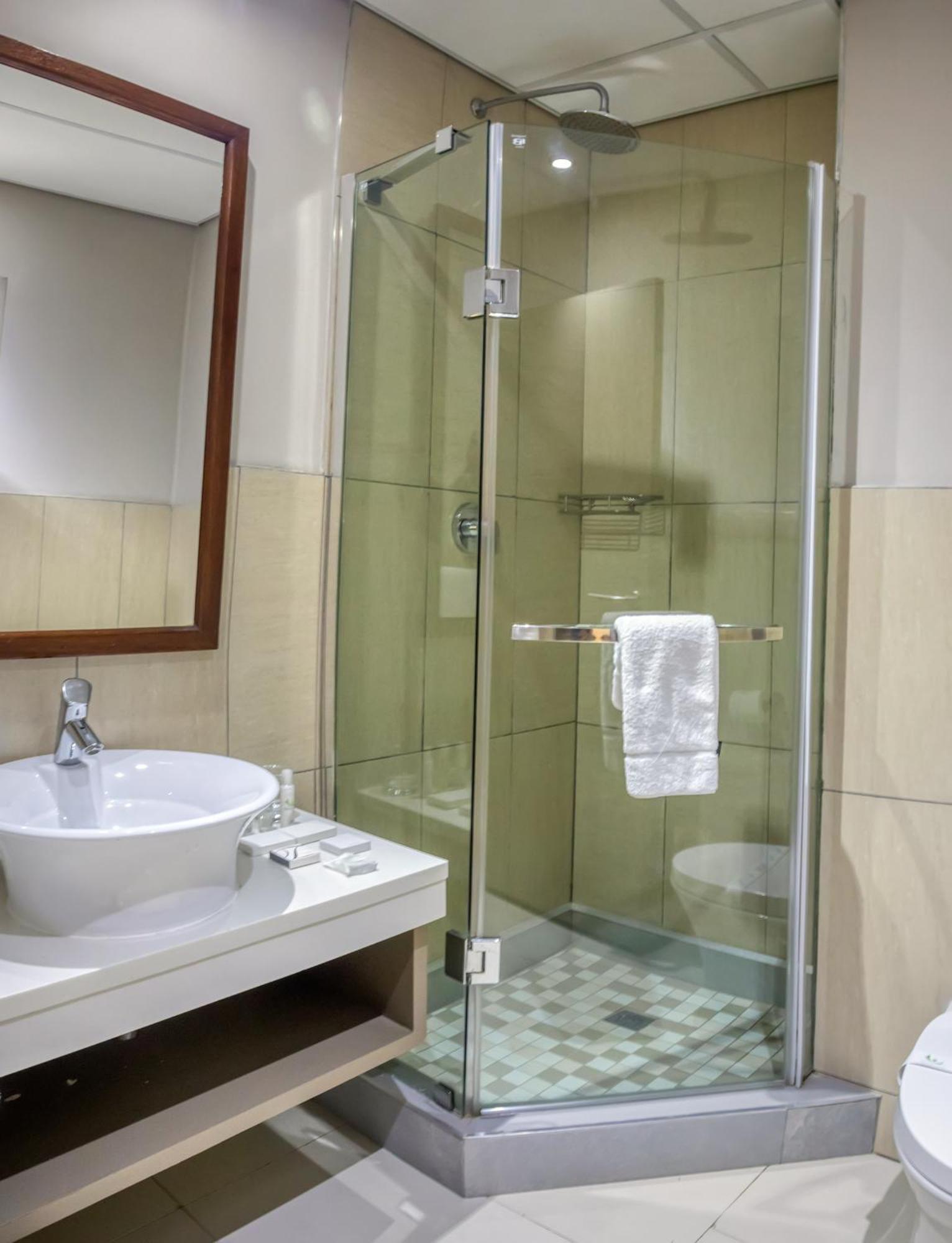 Travelodge Габороне Экстерьер фото