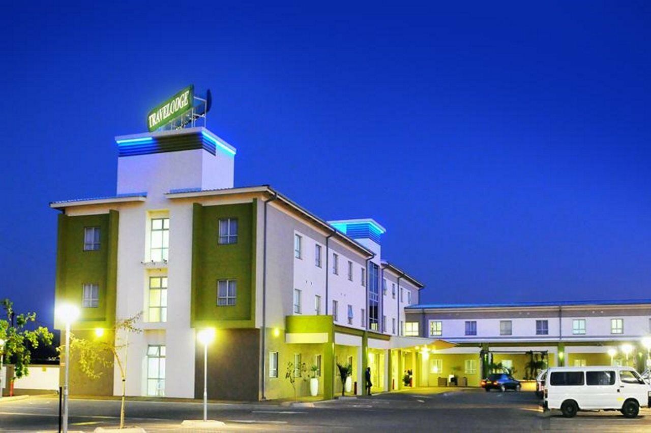 Travelodge Габороне Экстерьер фото